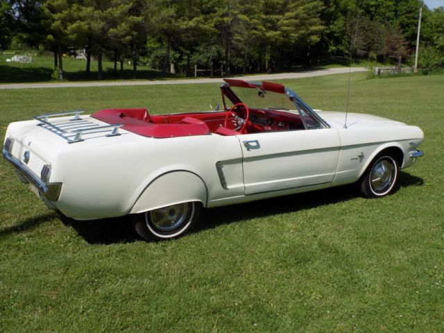 1964 1/2 ford mustang convertible v-8 260