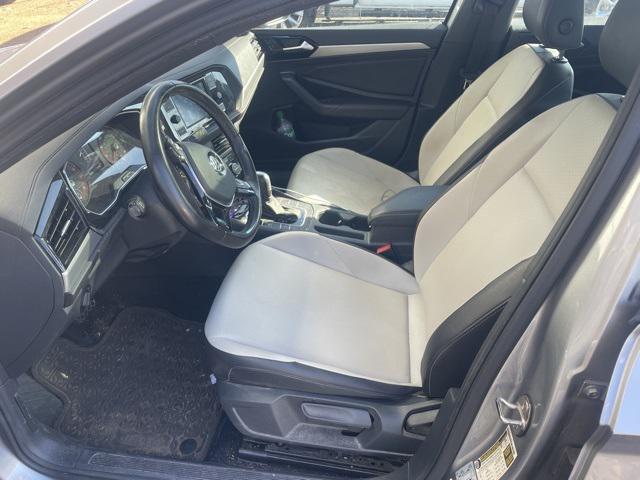 2020 volkswagen jetta 1.4t r-line