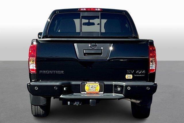2021 nissan frontier sv