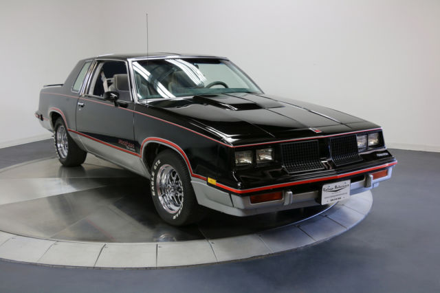 hurst olds - 15th anniv. - original 307 - rare gray interior - original docs!!