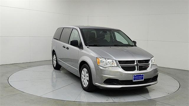 2020 dodge grand caravan se