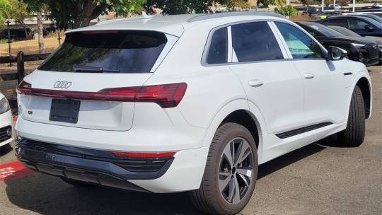 2024 Audi Q8 e-tron