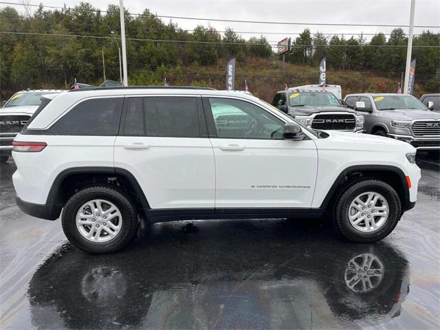 2024 jeep grand cherokee laredo