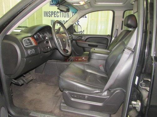 2014 chevrolet suburban in saint louis, missouri
