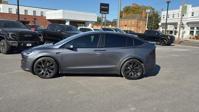 2023 tesla model x standard range