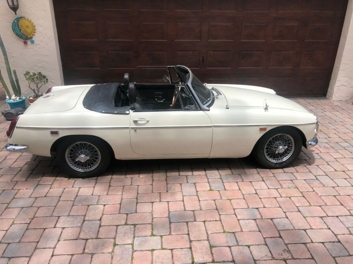 1969 mgb with overdrive