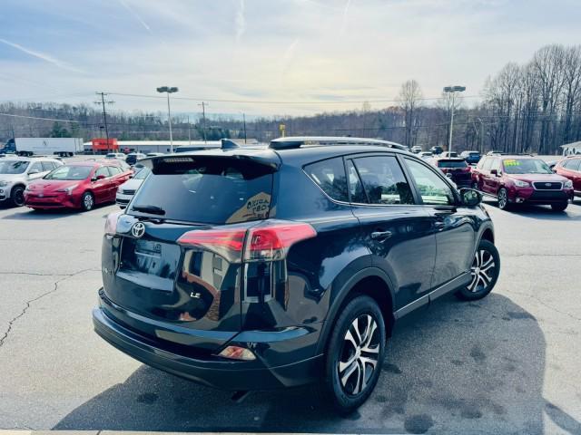 2017 toyota rav4 le