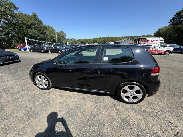 2010 volkswagen gti 2-door