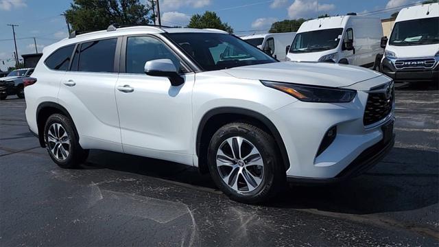 2023 toyota highlander xle