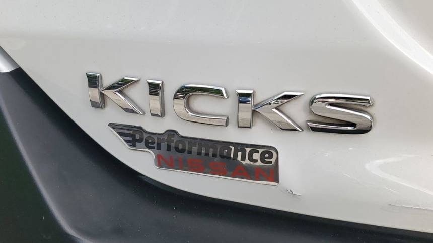 2020 nissan kicks s