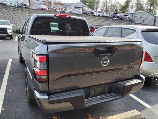2022 nissan frontier sv
