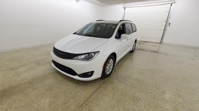 2019 chrysler pacifica touring-l plus