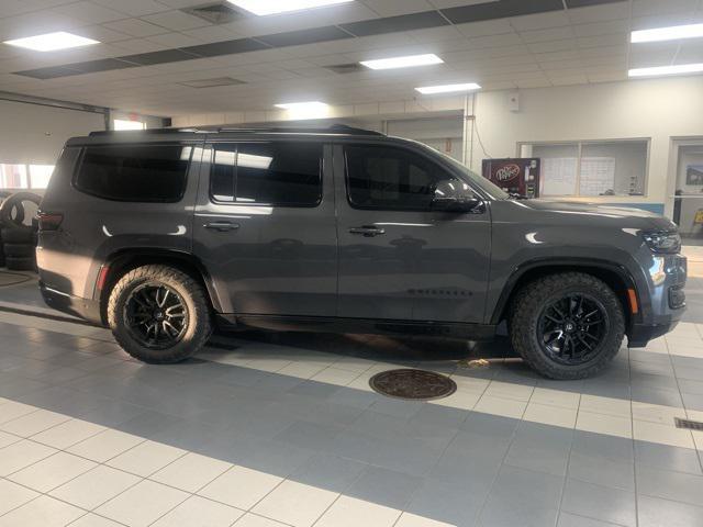 2022 jeep wagoneer series iii 4x4