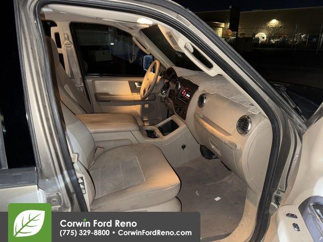 2003 ford expedition xlt
