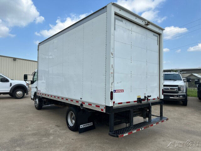 2020 mitsubishi fuso canter fuso 16' box truck npr allison 44k cube delivery v