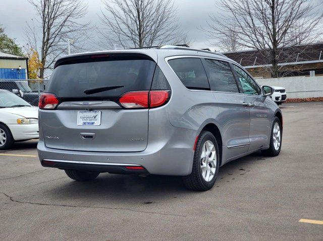 2020 chrysler pacifica limited