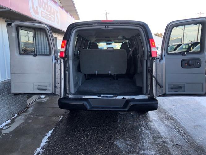 used 2008 chevrolet express 1500 awd passenger waite park, mn 56387 for sale in saint cloud, minnesota