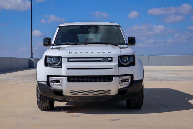 2024 land rover defender 110 p300