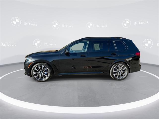 2022 bmw x7 m50i