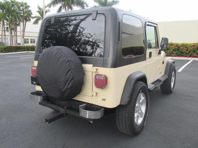1988 jeep wrangler, hard top, 4.2l 6cyl, 4x4 aut trans, no accidents, no reserve