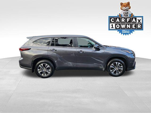2024 toyota highlander xle