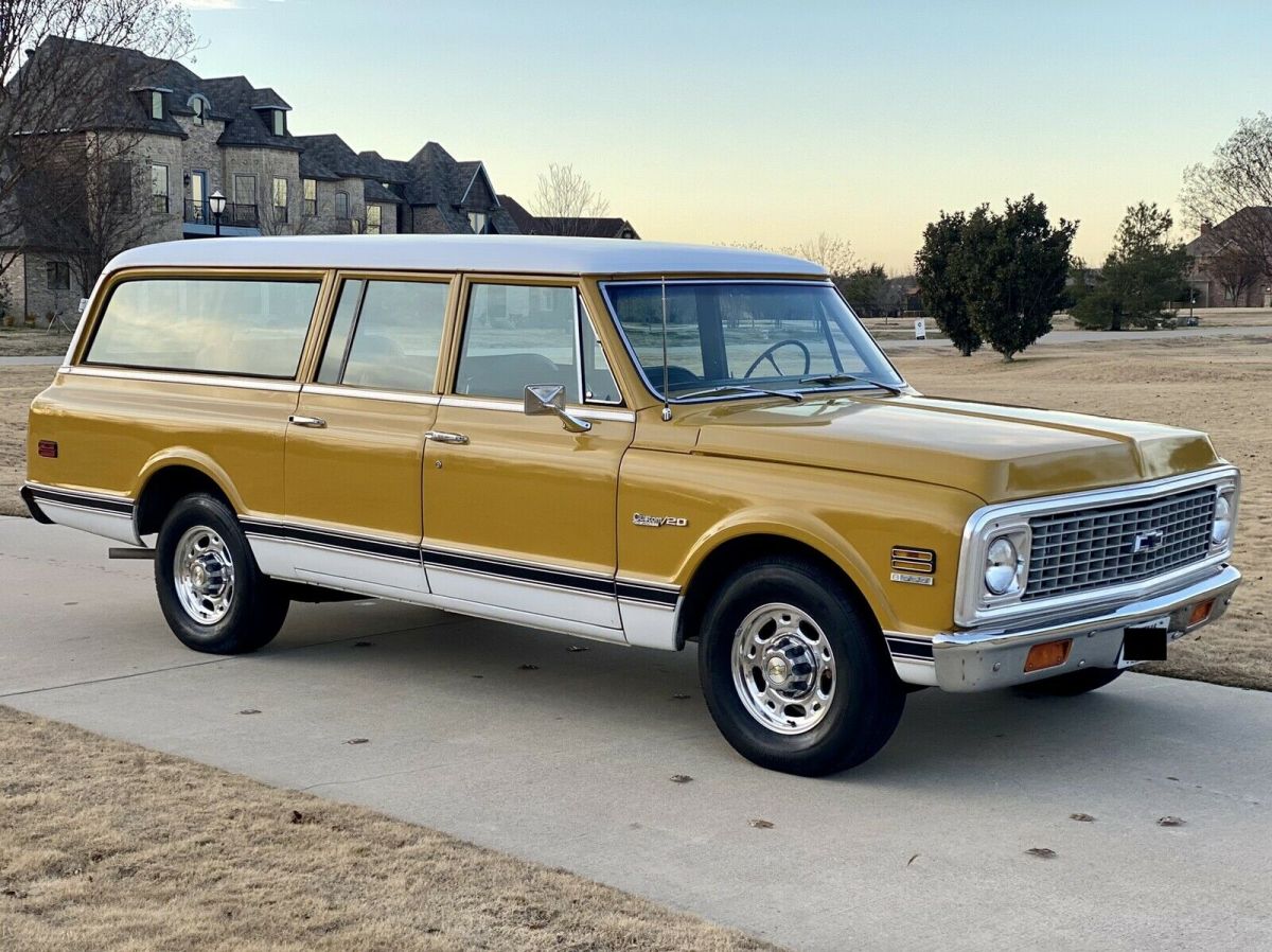 1972 chevrolet suburban suv yellow rwd automatic c20