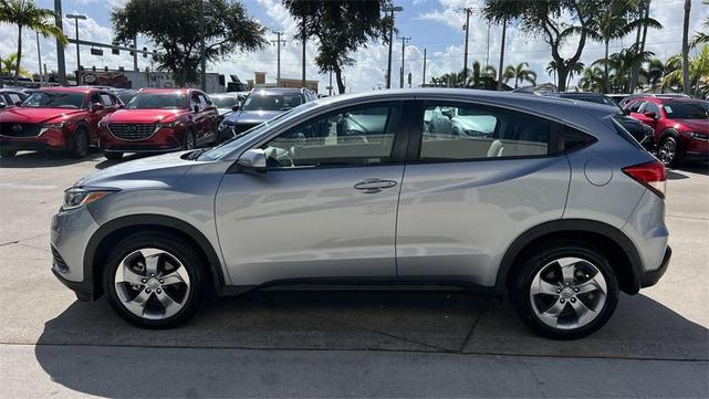 2022 honda hr-v lx