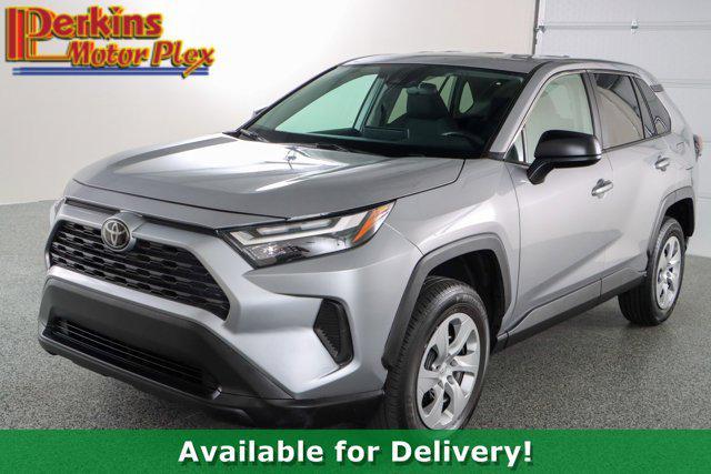 2023 toyota rav4 le