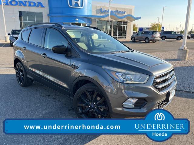 2017 ford escape se