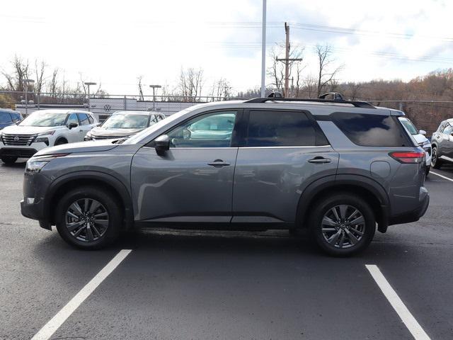 2023 nissan pathfinder sv