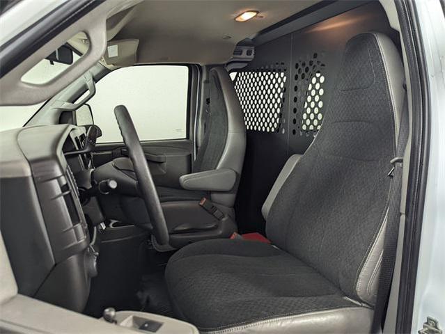 2022 gmc savana 2500 work van