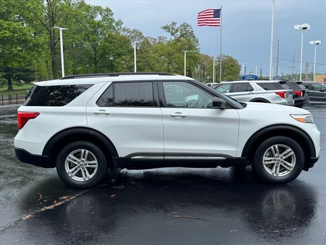 2021 ford explorer xlt