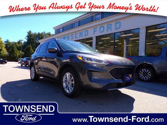 2020 ford escape se