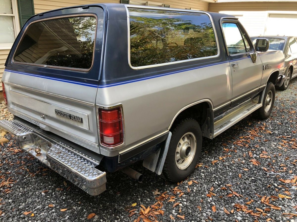 1990 dodge ramcharger suv blue 4wd automatic aw-150