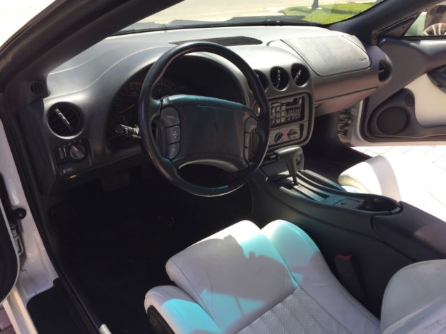 pontiac trans am 25th anniversary edition
