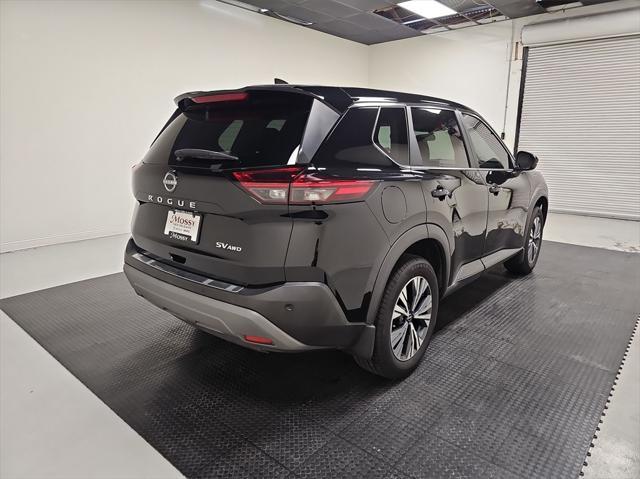 2022 nissan rogue sv