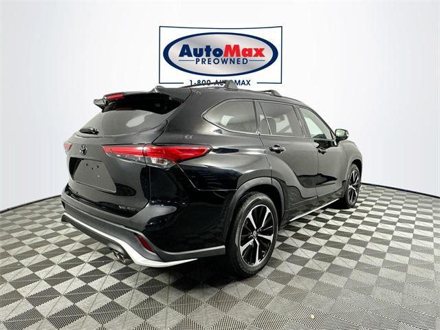 2021 toyota highlander xse