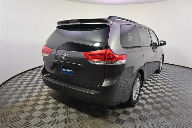 2013 toyota sienna xle