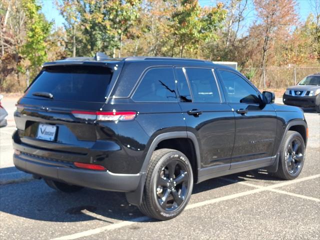 2023 jeep grand cherokee altitude x 4x4