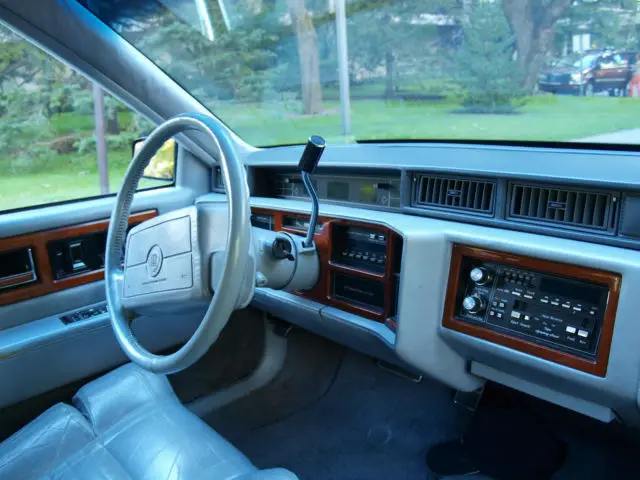 1990 cadillac fleetwood 60 special sedan 4-door 4.5l
