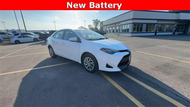 2019 toyota corolla le