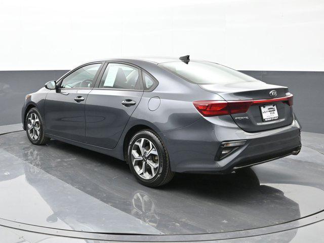 2021 kia forte lxs