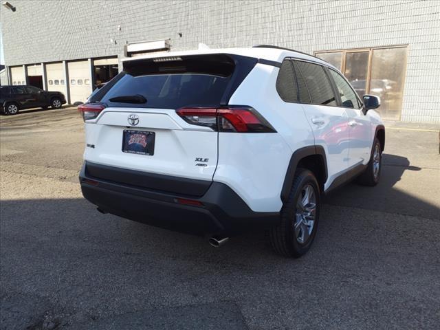 2023 toyota rav4 xle