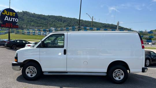 2016 GMC Savana