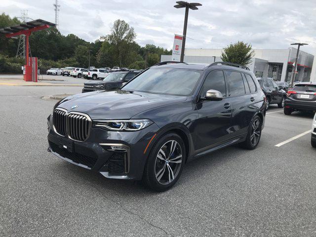 2022 bmw x7 m50i