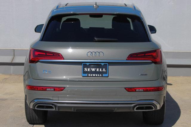 2024 audi q5 45 s line premium