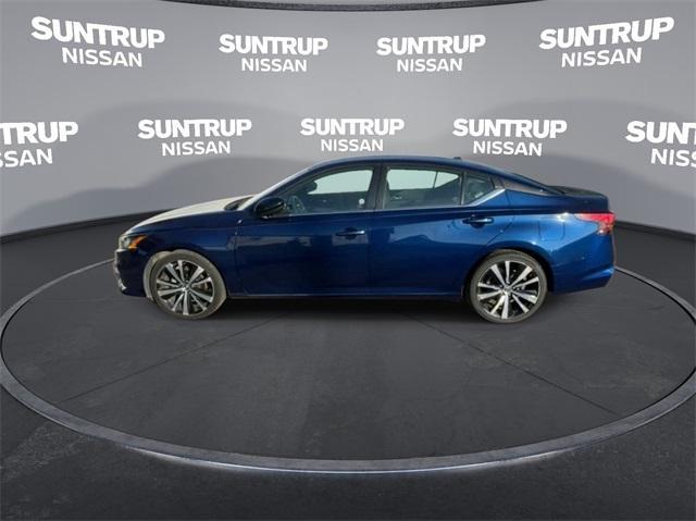 2022 nissan altima 2.5 sr