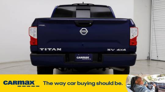 2022 Nissan Titan