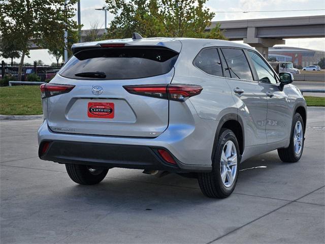 2024 toyota highlander le