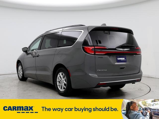 2022 chrysler pacifica touring l